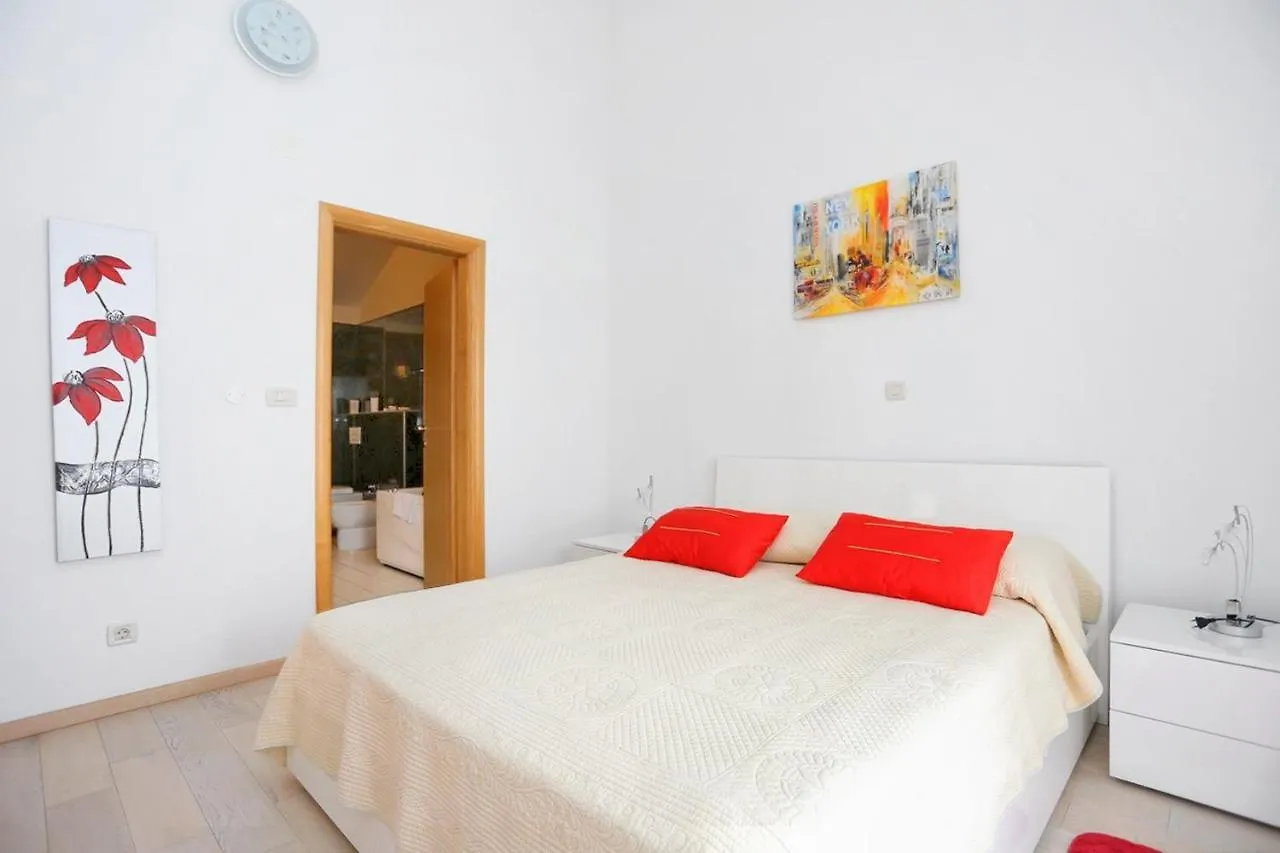 Apartments By The Sea Trogir - 16211